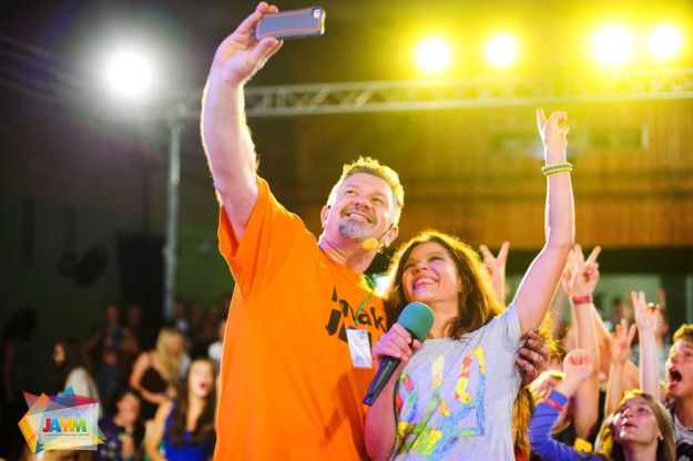 Руслана в подростковом лагере шоу-бизнеса JAMM