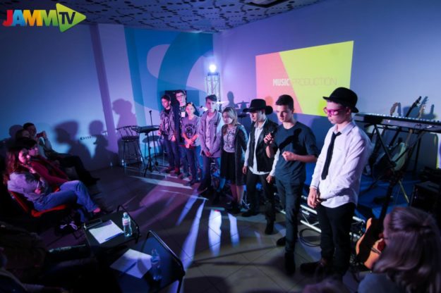 30540023520_2ebcd15072_k