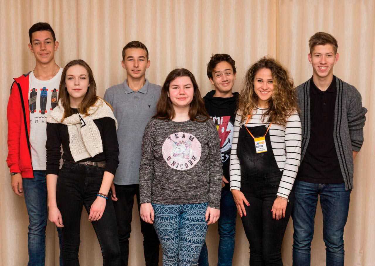 for-winter-jamm-teenagers-foto-1