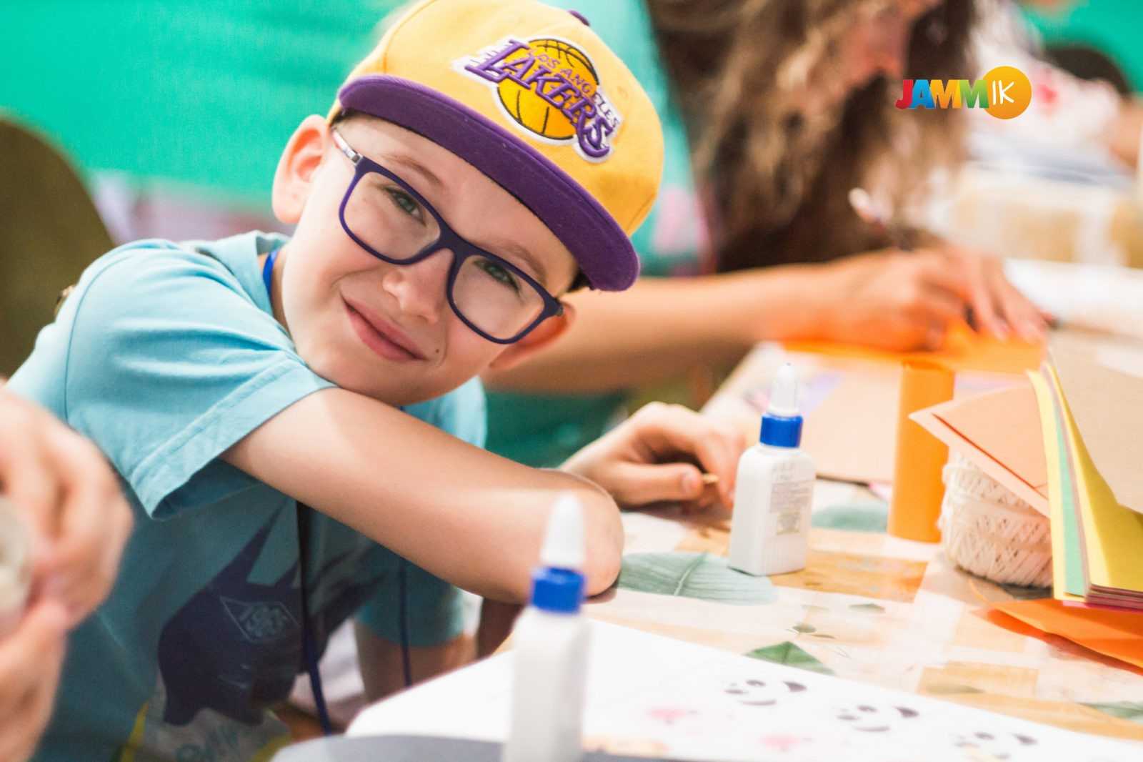 Детский лагерь в США для поколения Z