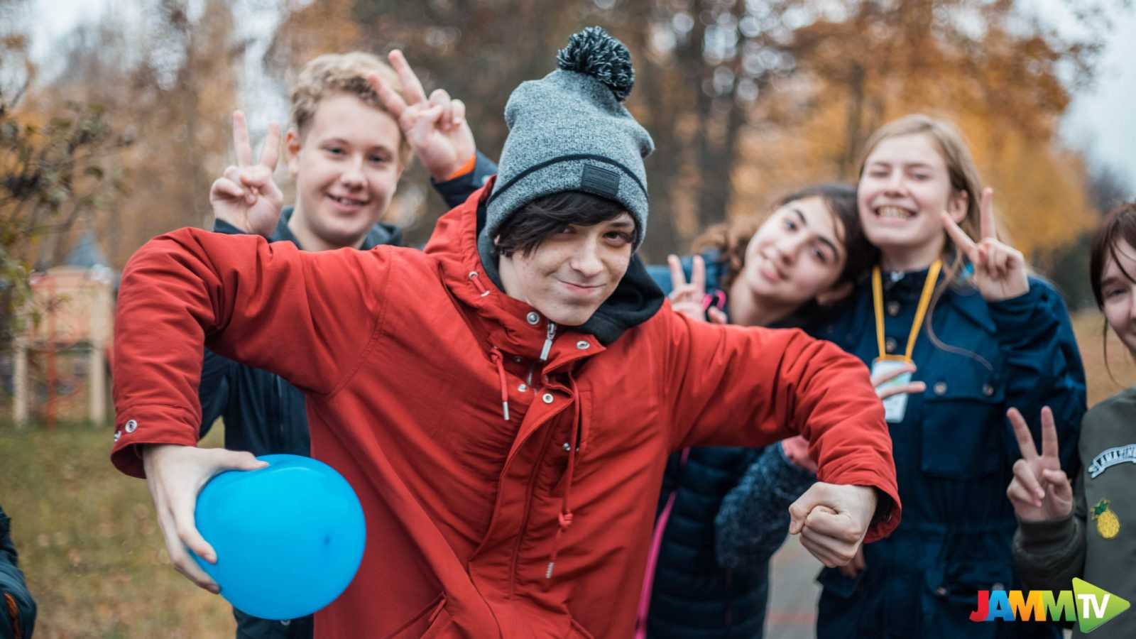 помощь трудным детям в JAMM