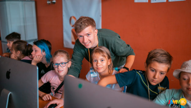 48476036411_34079ace44_o (1)